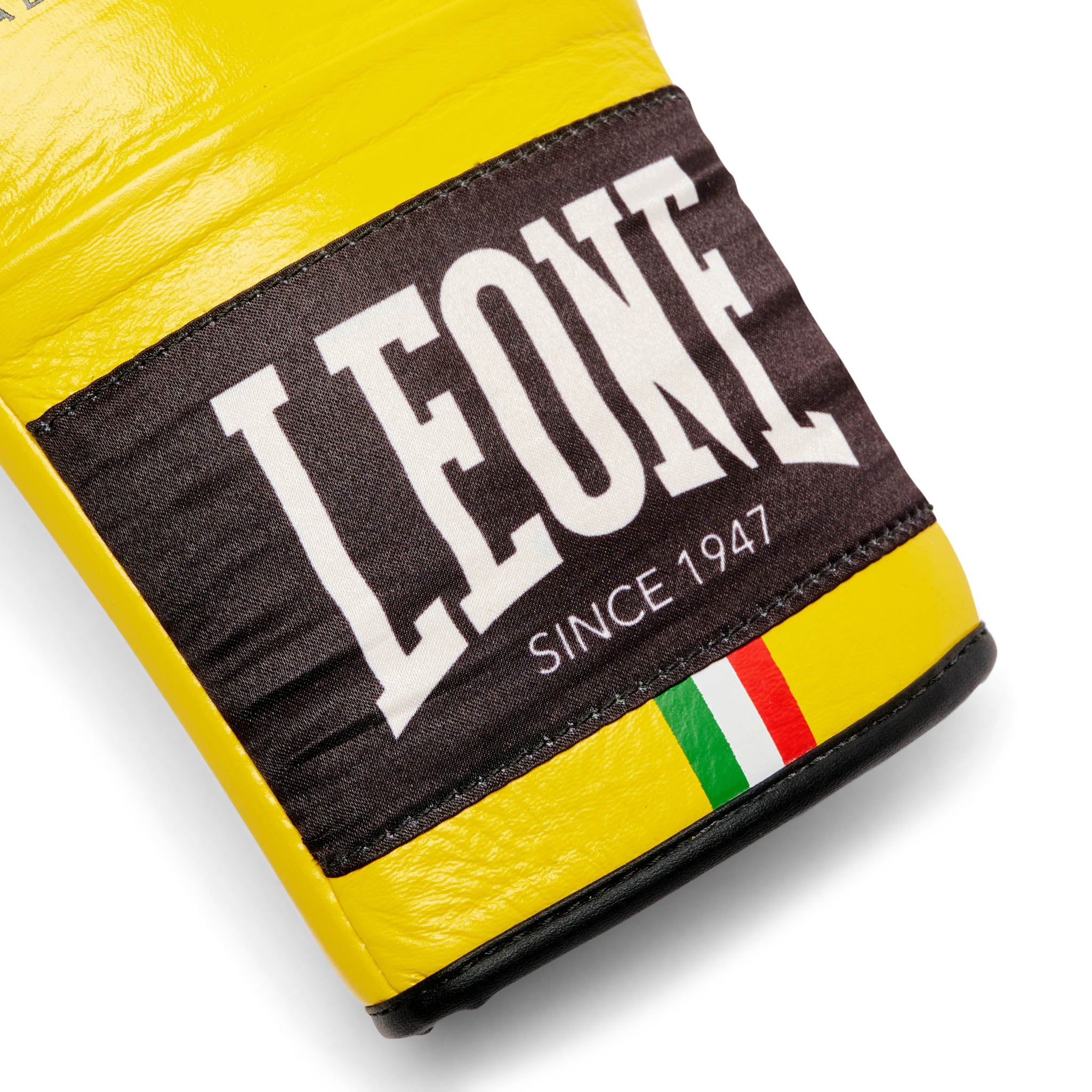Leone Shock Boxing Plus Lace-Up Gloves