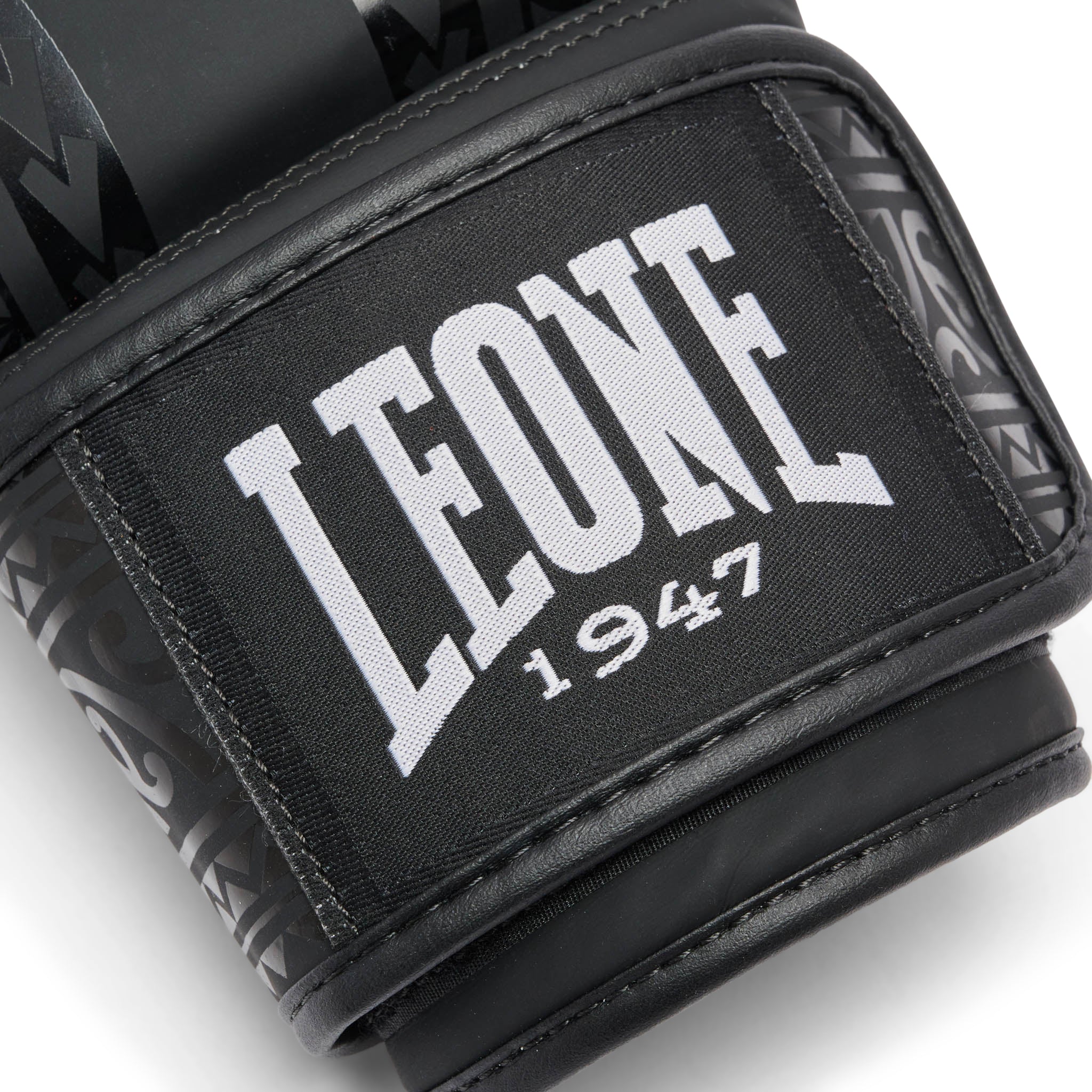 Guantes grandes Leone Haka