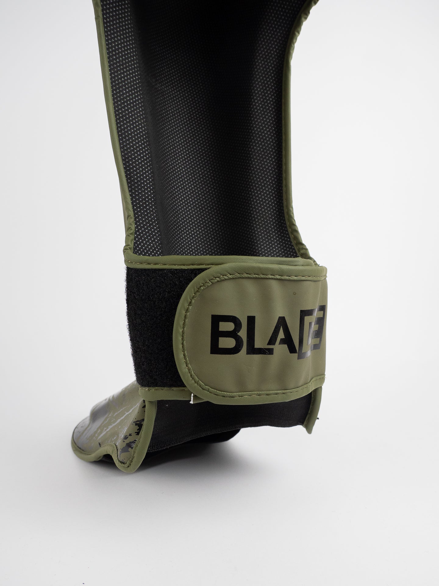 Muay Thai Metal Boxe Blade Shin Guards with Foot Protection