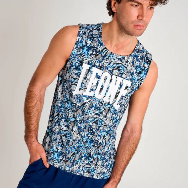 Vooraanzicht van de technische tanktop Leone Urban Fighter met blauw en wit camouflagepatroon