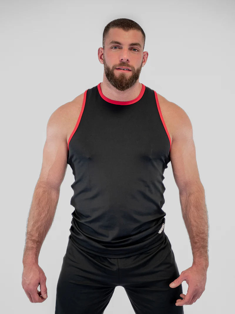 Vista frontal de la camiseta de tirantes Metal Boxe BF bicolor negra y roja en tejido elástico