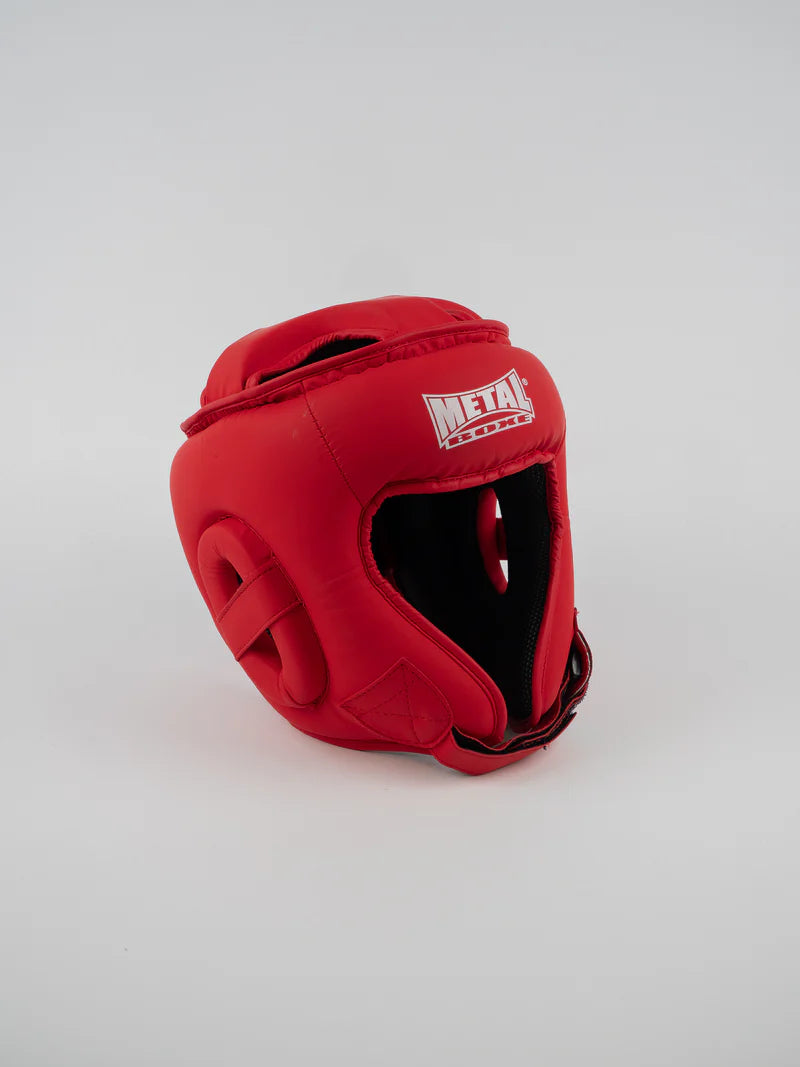 Vista frontale del caschetto Metal Boxe Competition rosso, ideale per ring