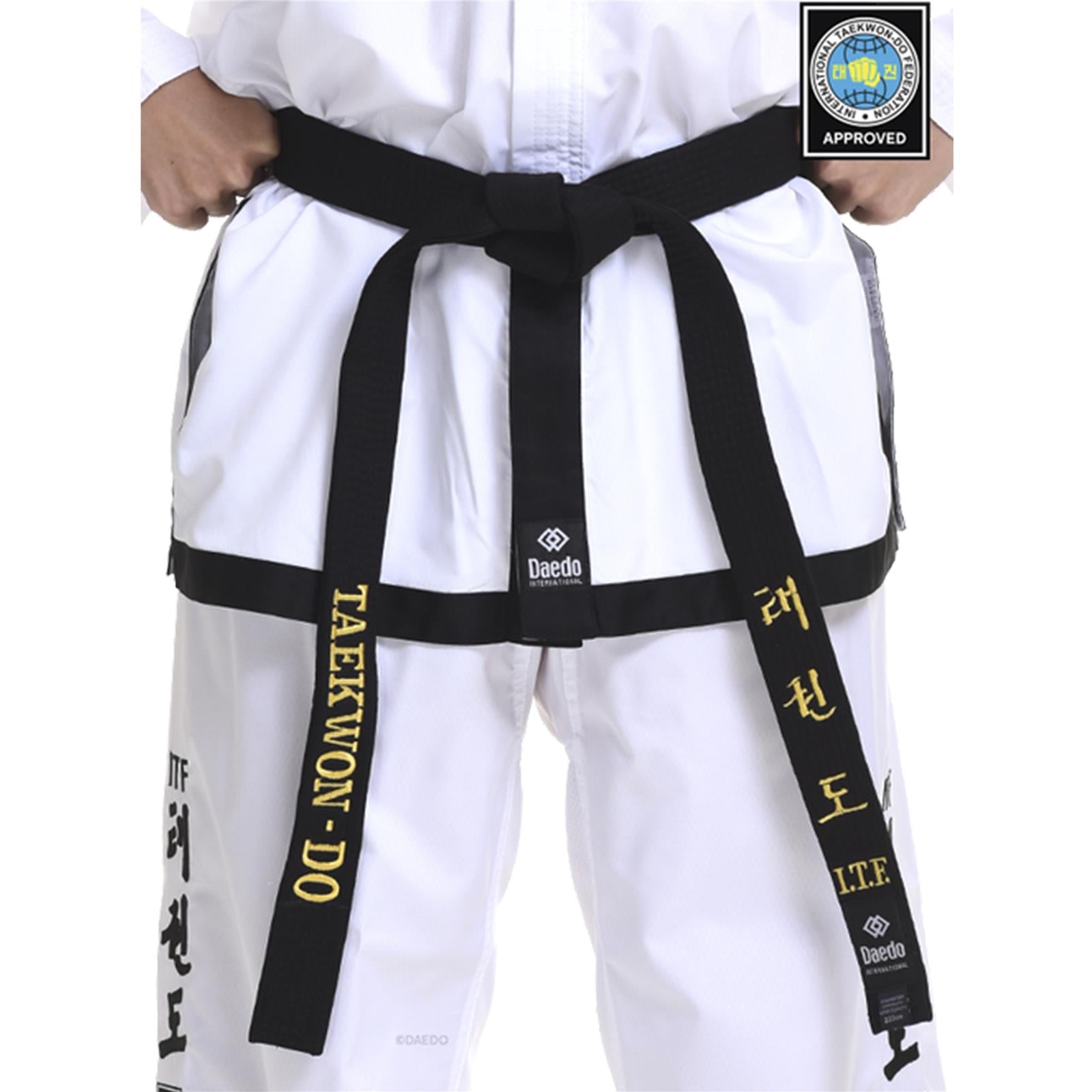 Dobok ITF Omologato Hi-Tech con Bordi Neri - vista posteriore