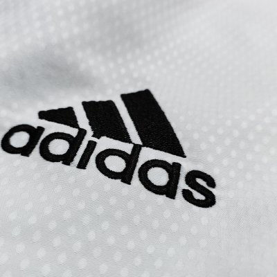 Dobok con Strisce Adidas Collo Nero Fighter