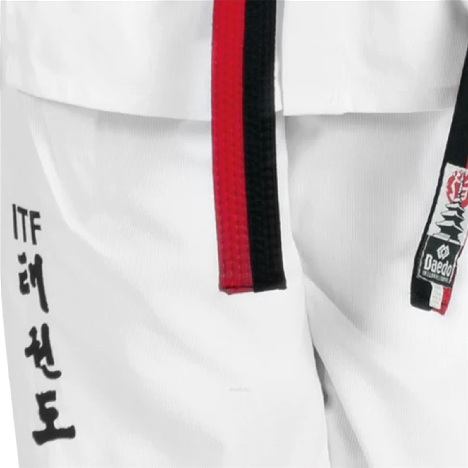 Dobok Taekwondo ITF Modello Base Daedo - vista posteriore