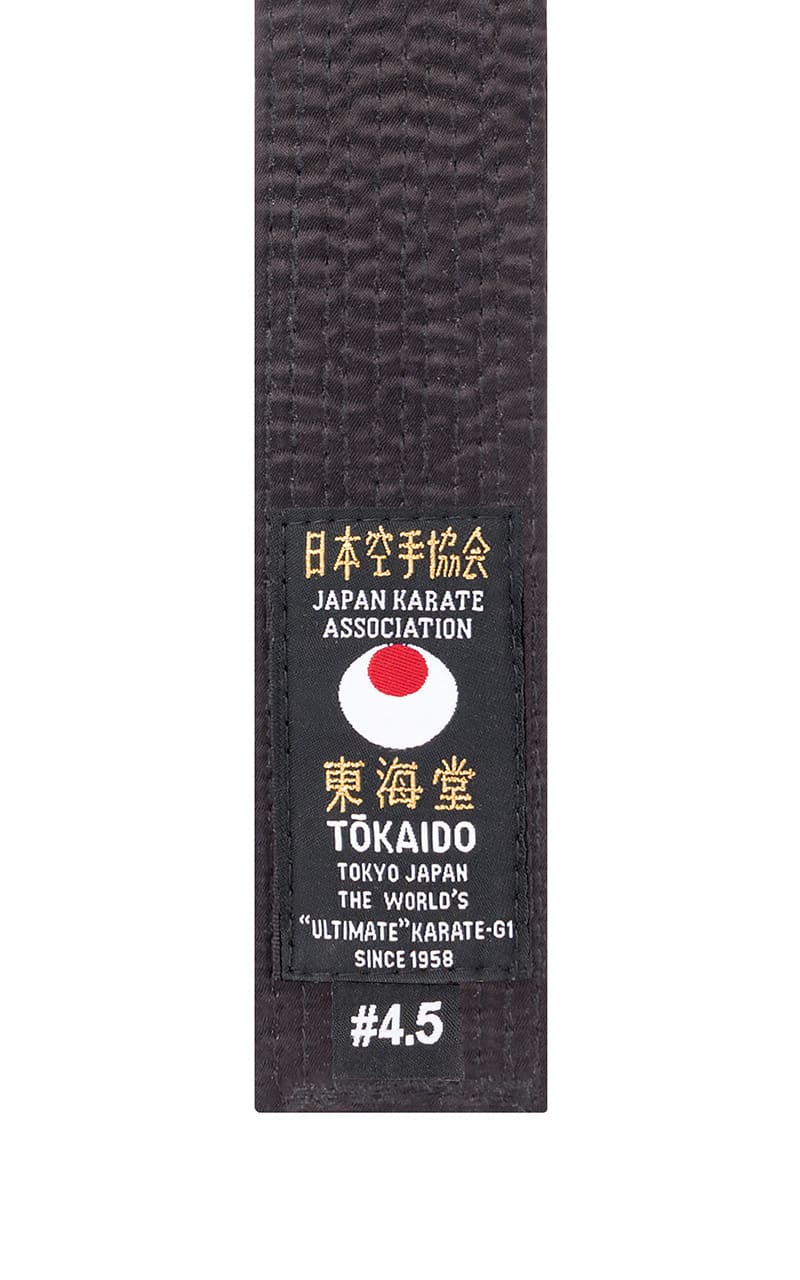 Etichetta ufficiale con logo In-Yo sulla cintura nera Tokaido originale.
