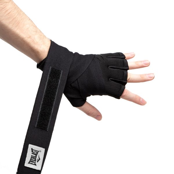 Sottoguanti da boxe Everlast Evergel Fastwraps neri con protezione in gel sulle nocche e fascia di supporto per il polso.