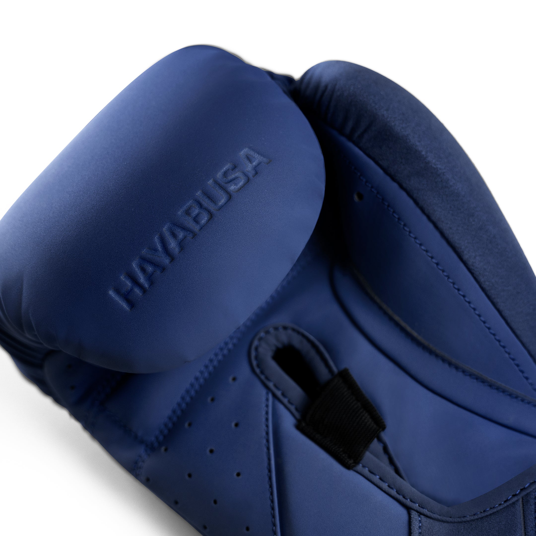 Dettaglio del sistema di chiusura Dual-X sui guanti da boxe Hayabusa T360 blu