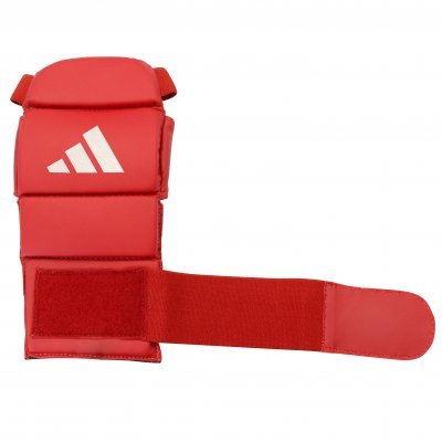 Verschlussdetail der roten Adidas Ju-Jitsu-Handschuhe zum Grappling