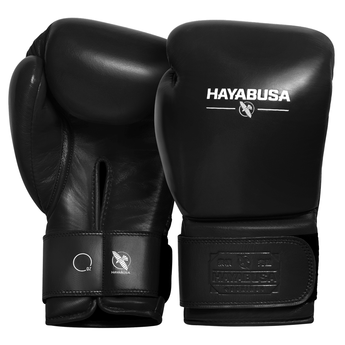 Ett par Hayabusa Pro professionella boxningshandskar i svart läder, framifrån