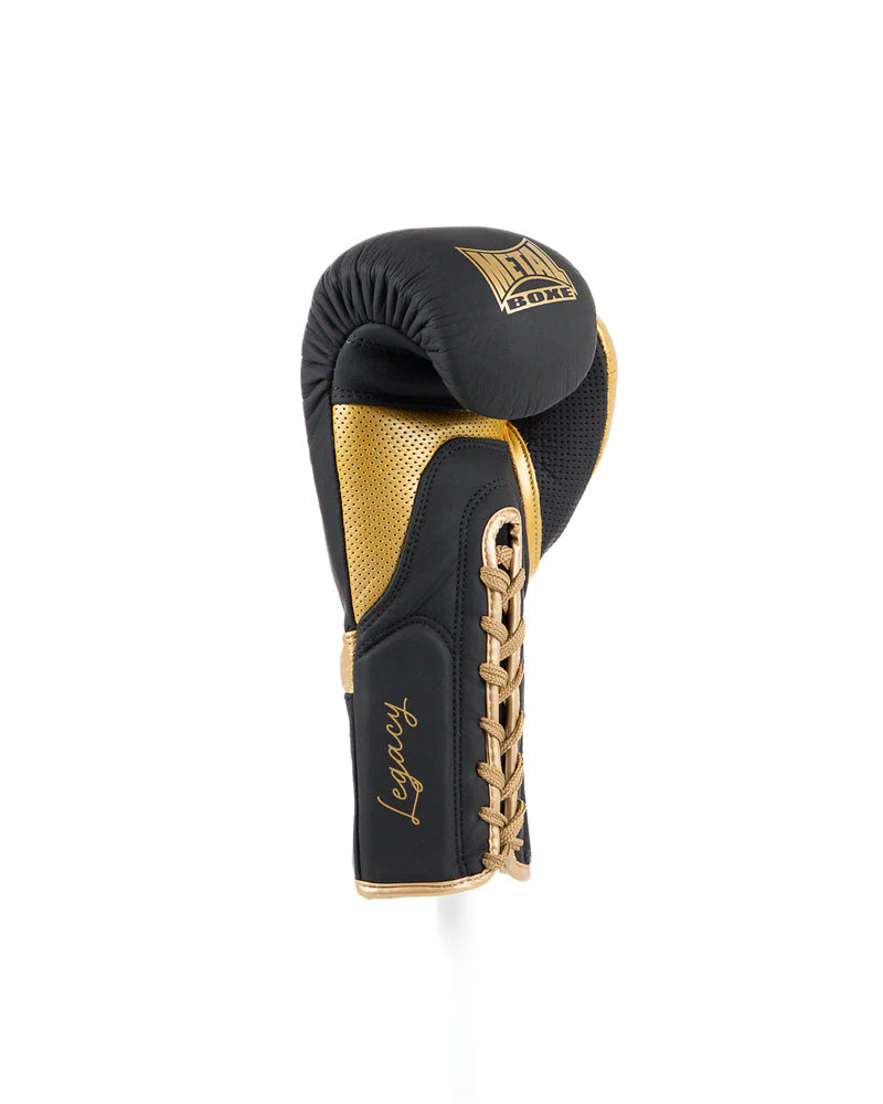 Seitenansicht des schwarzen Metal Boxing Legacy Horsehair-Handschuhs, Puncher-Profil