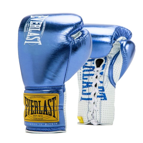 Vista frontale dei guantoni da competizione in vera pelle blu Everlast 1910 Fight con lacci