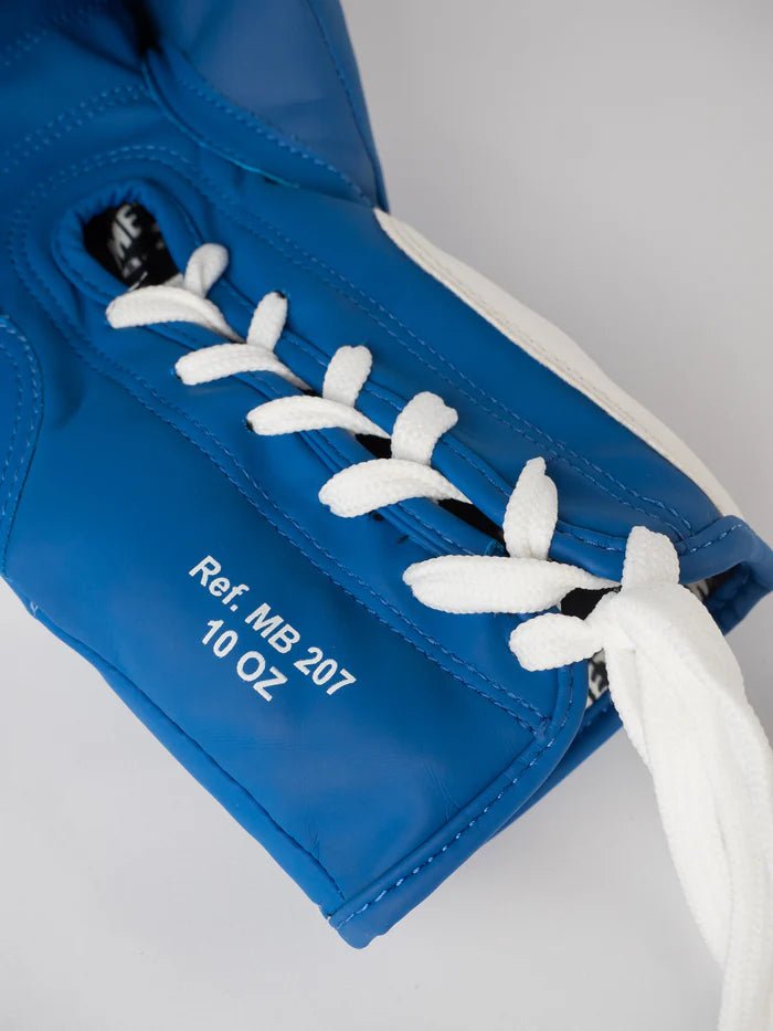 Detail of the traditional lace closure system of the blue Metal Boxing gloves
