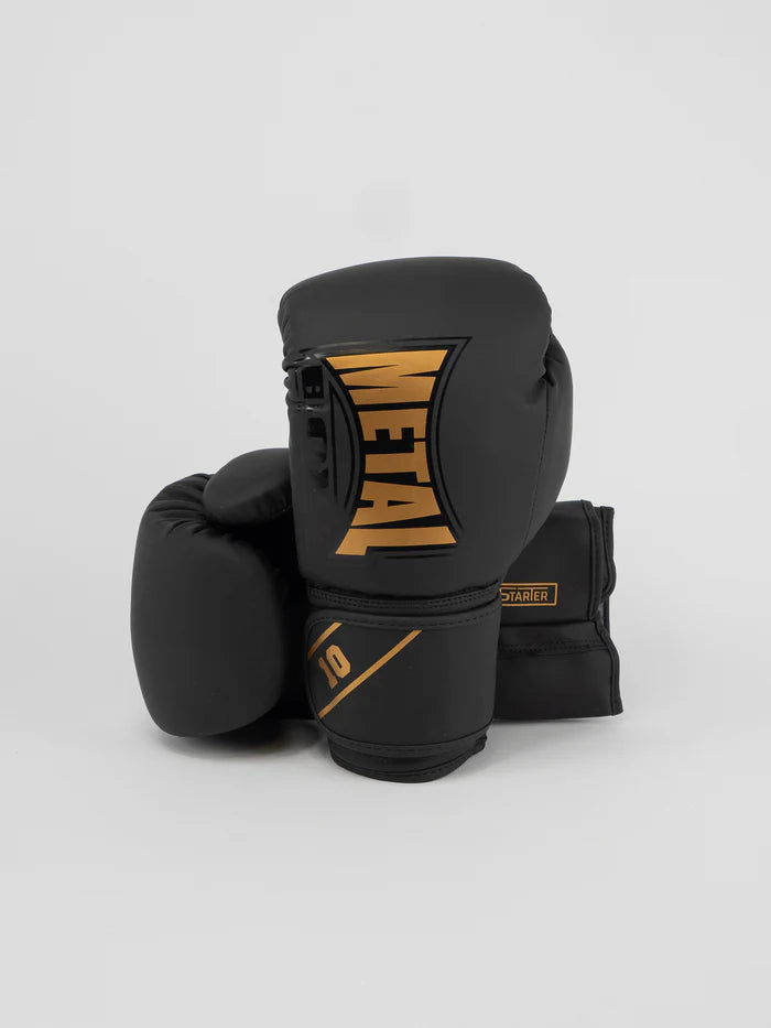 Vista frontale guantoni Metal Boxe Starter nero e oro, estetica professionale junior