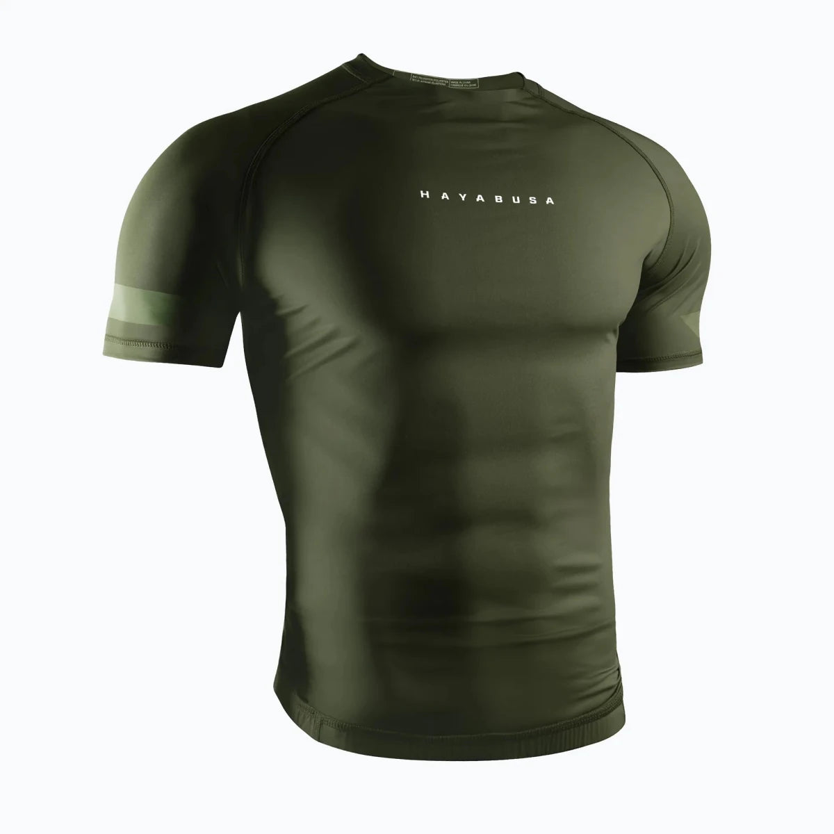 Rashguard Hayabusa Core in Militärgrün mit kurzen Ärmeln zum Grappling.