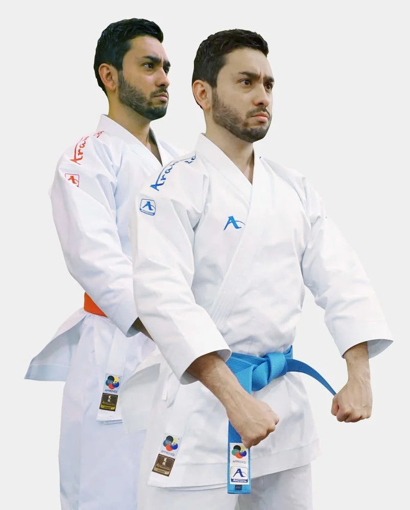 Karategi Arawaza Amber Evolution Premier League cu broderie albastră și roșie pentru competițiile WKF