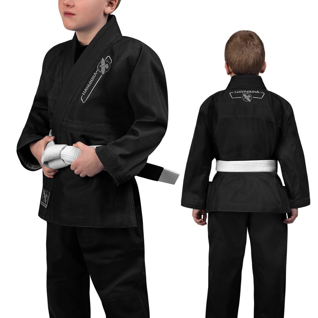 Vista combinata fronte e retro del kimono BJJ Hayabusa Essential Kids nero con ricami bianchi