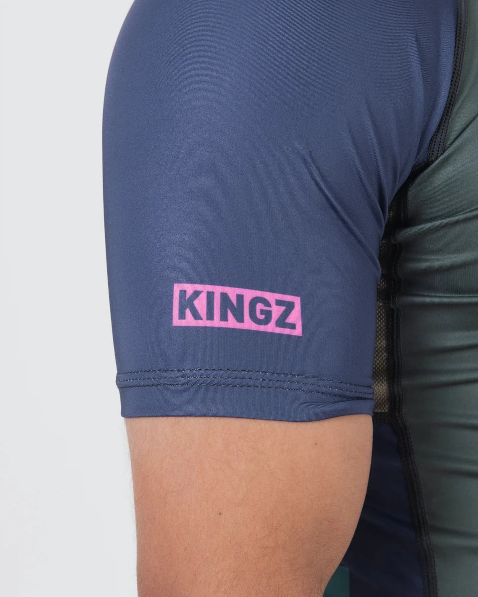 Détail du tissu technique en polyester et spandex du rashguard Kingz Draft