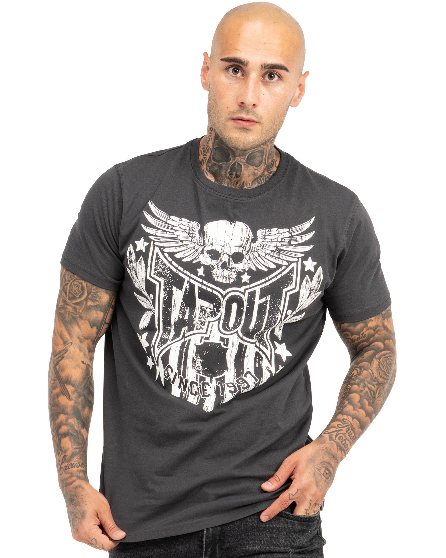 alt SEO img3: Tapout Maglietta Westlake dettaglio logo sport