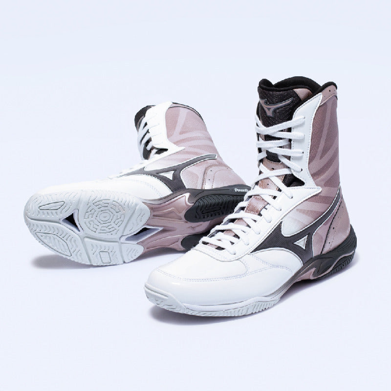 Scarpe da boxe Mizuno Wave Monster Naoya Inoue colore bianco.