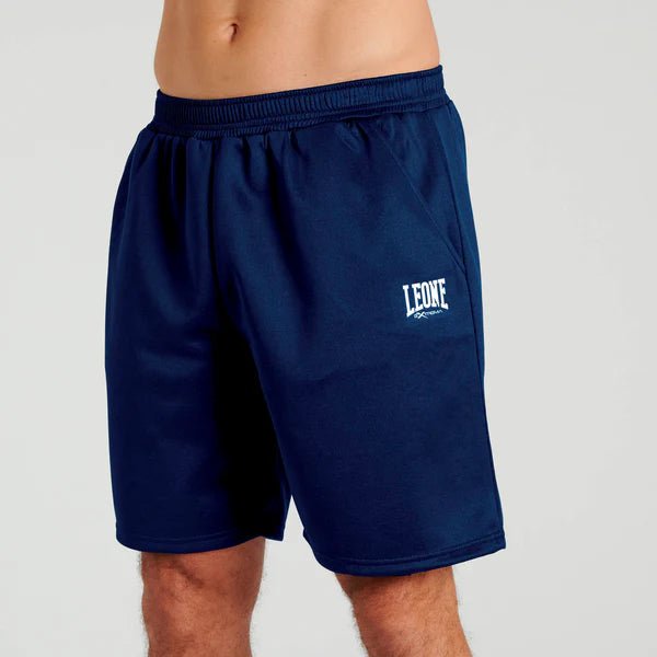 Vue de face du short Leone 1947 Logo Cool Touch en bleu marine foncé