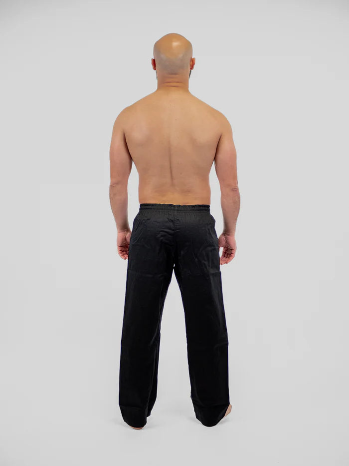 Vista posteriore pantaloni Karate Metal Boxe neri taglio ampio tradizionale