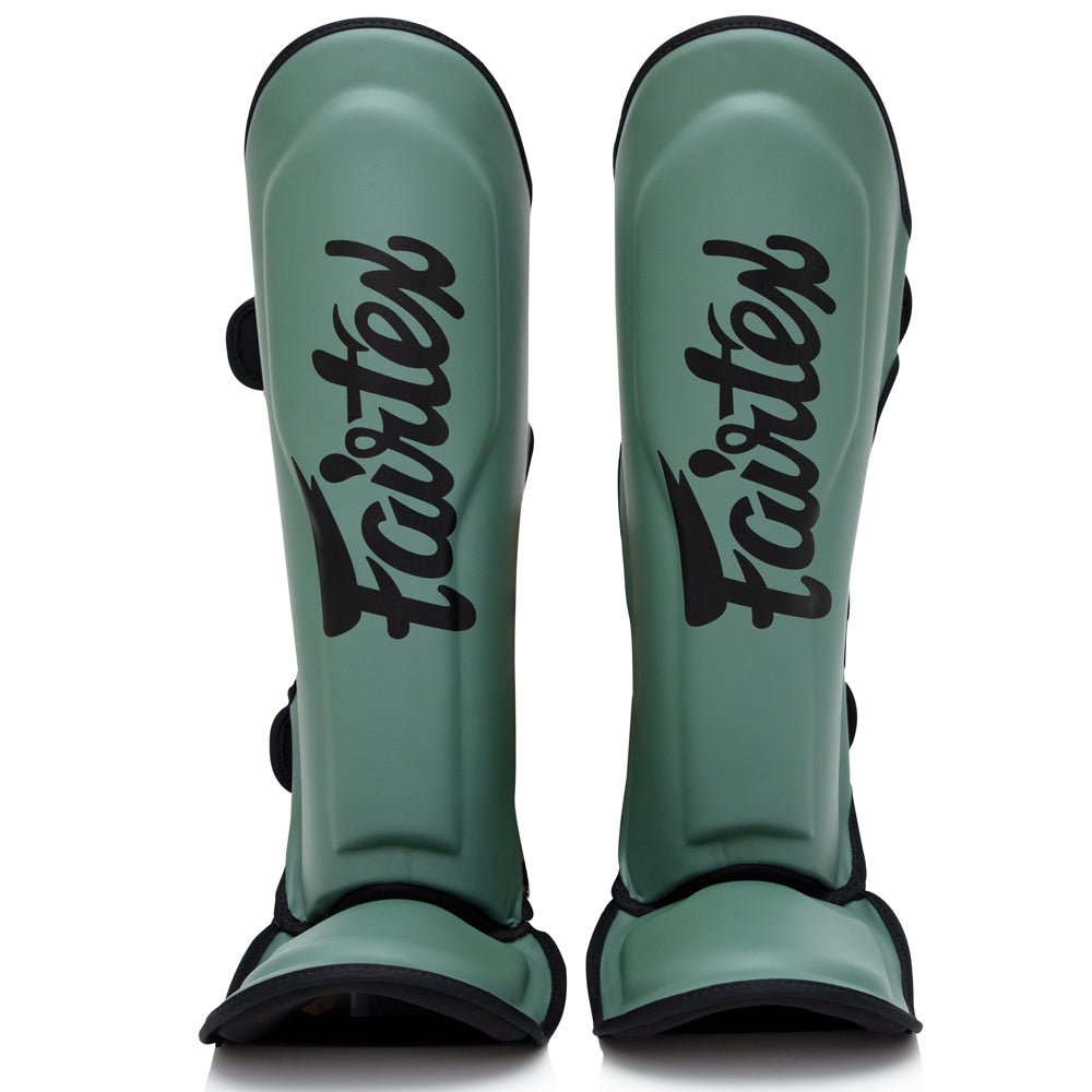 Caneleira FXB Fairtex na cor verde militar com acolchoamento multicamadas