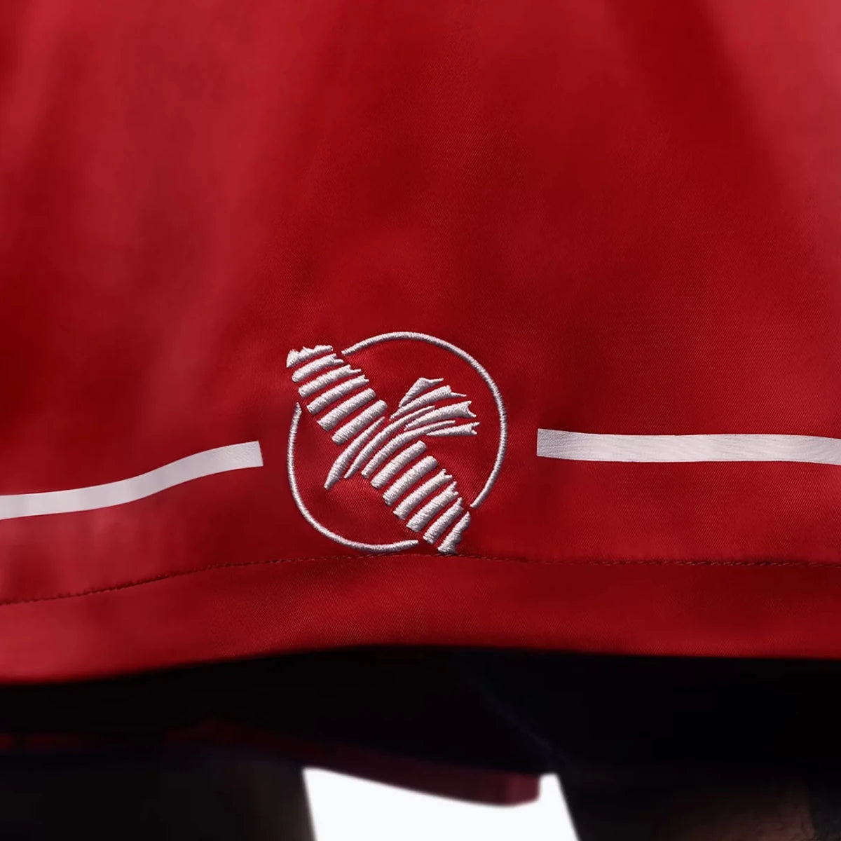 Patch brodé logo Hayabusa pour short de boxe rouge