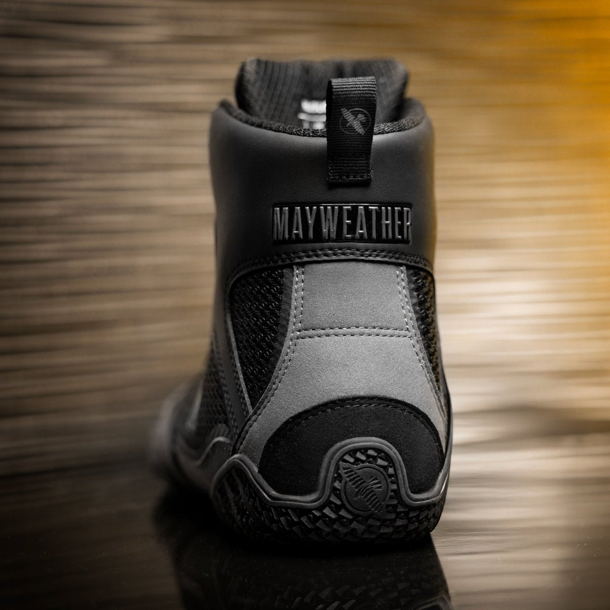 Vue arrière de la chaussure de boxe Mayweather Champ grise avec support de talon