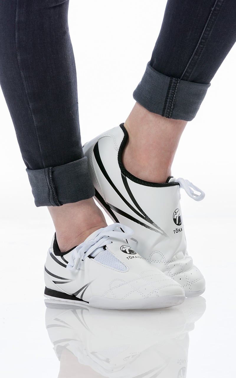 scarpe karate e arti marziali tokaido indossate