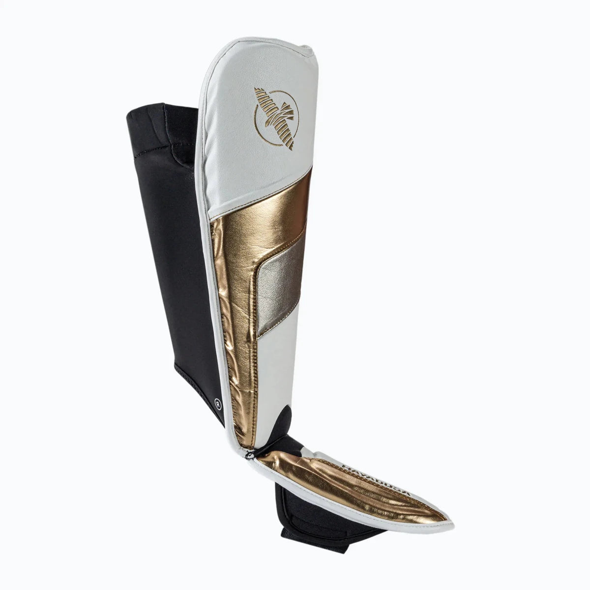 Bakifrån av designen på baksidan av de vita Hayabusa T3 benskydden utan stela komponenter.