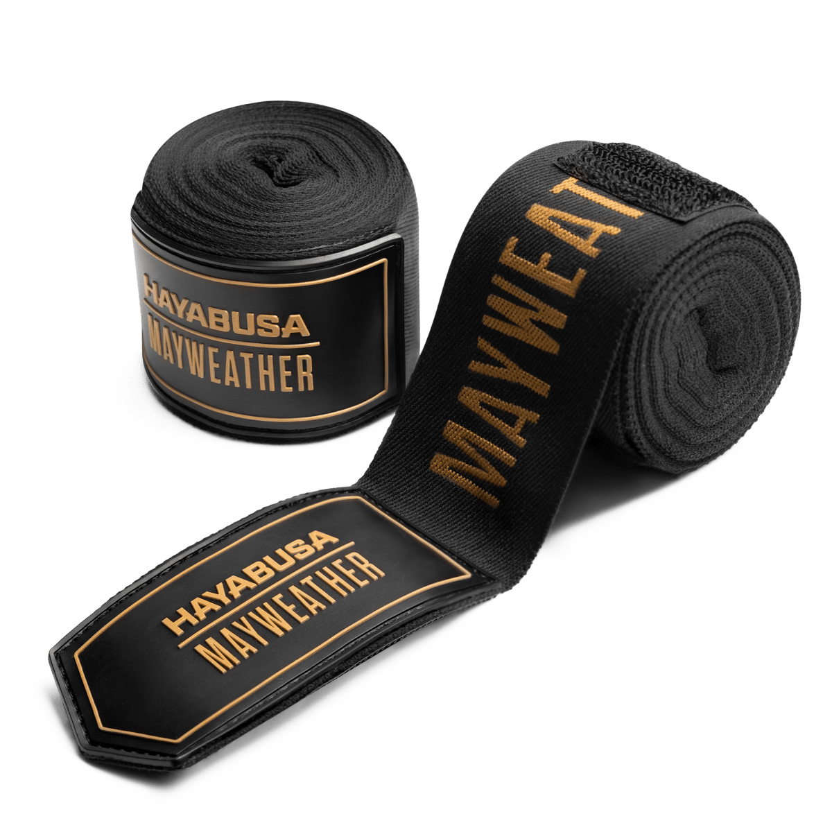 Paar opgerolde Mayweather 180 Inch Deluxe zwart en goud boksbandages, hoofdaanzicht
