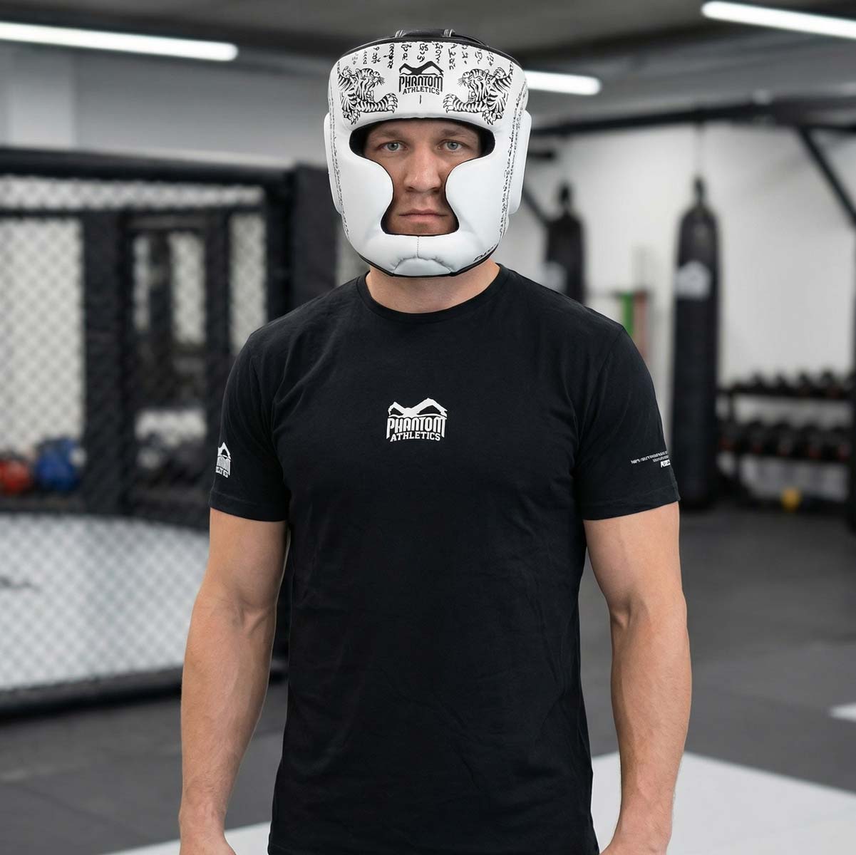 Casco Muay Thai Phantom Athletics - vista dettaglio
