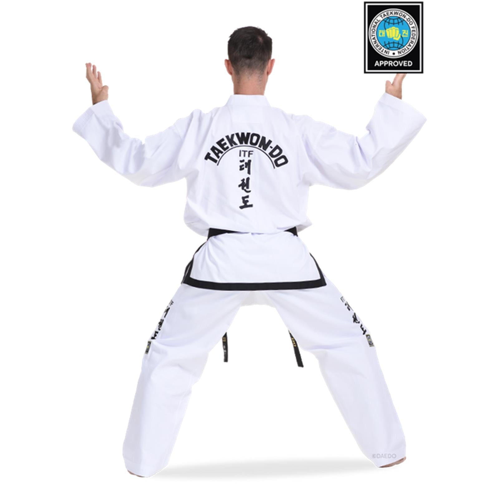 Dobok ITF Ultraleggero con Bordi Neri Daedo - vista dettaglio