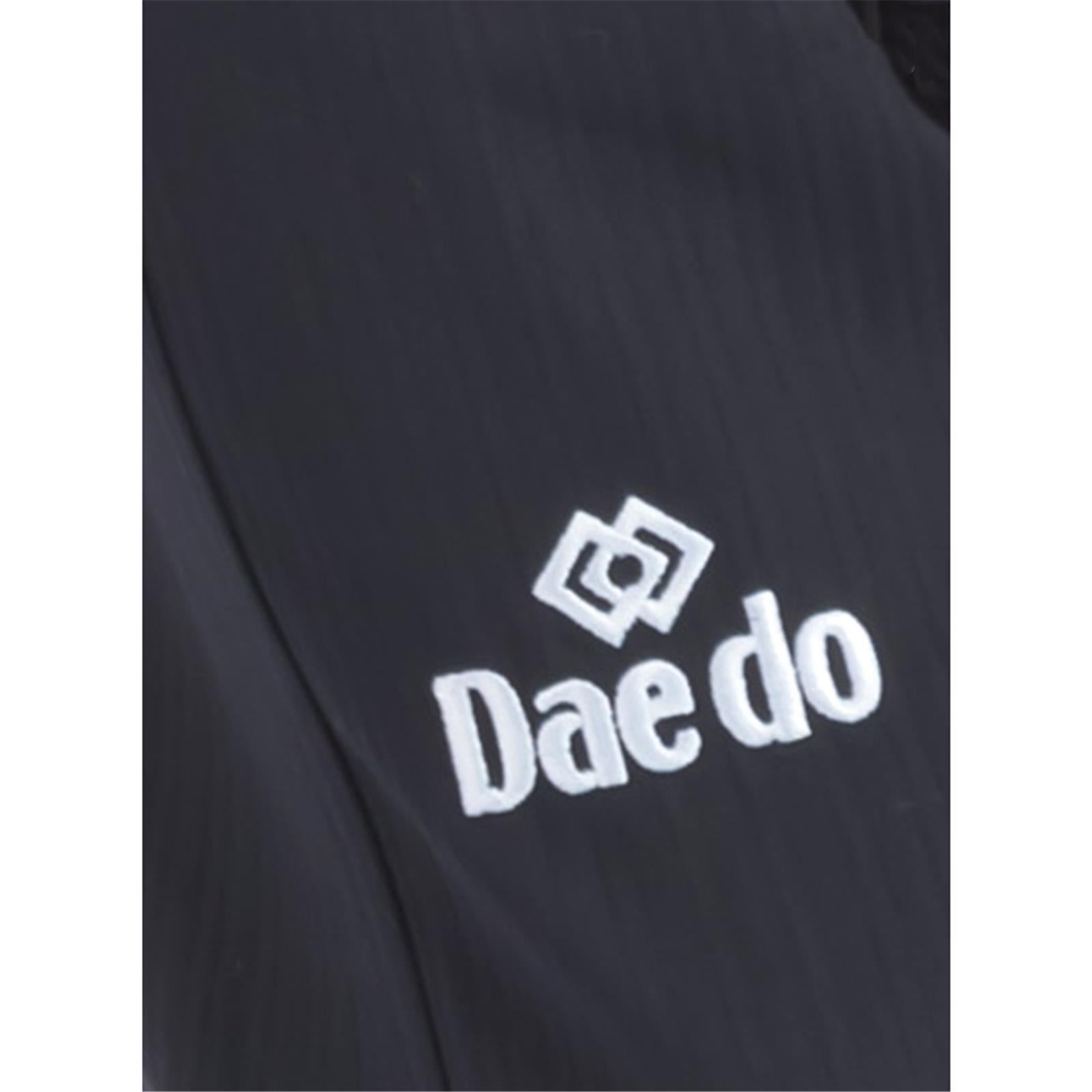 Dobok Poom Hombre Blanco-Negro Daedo WT