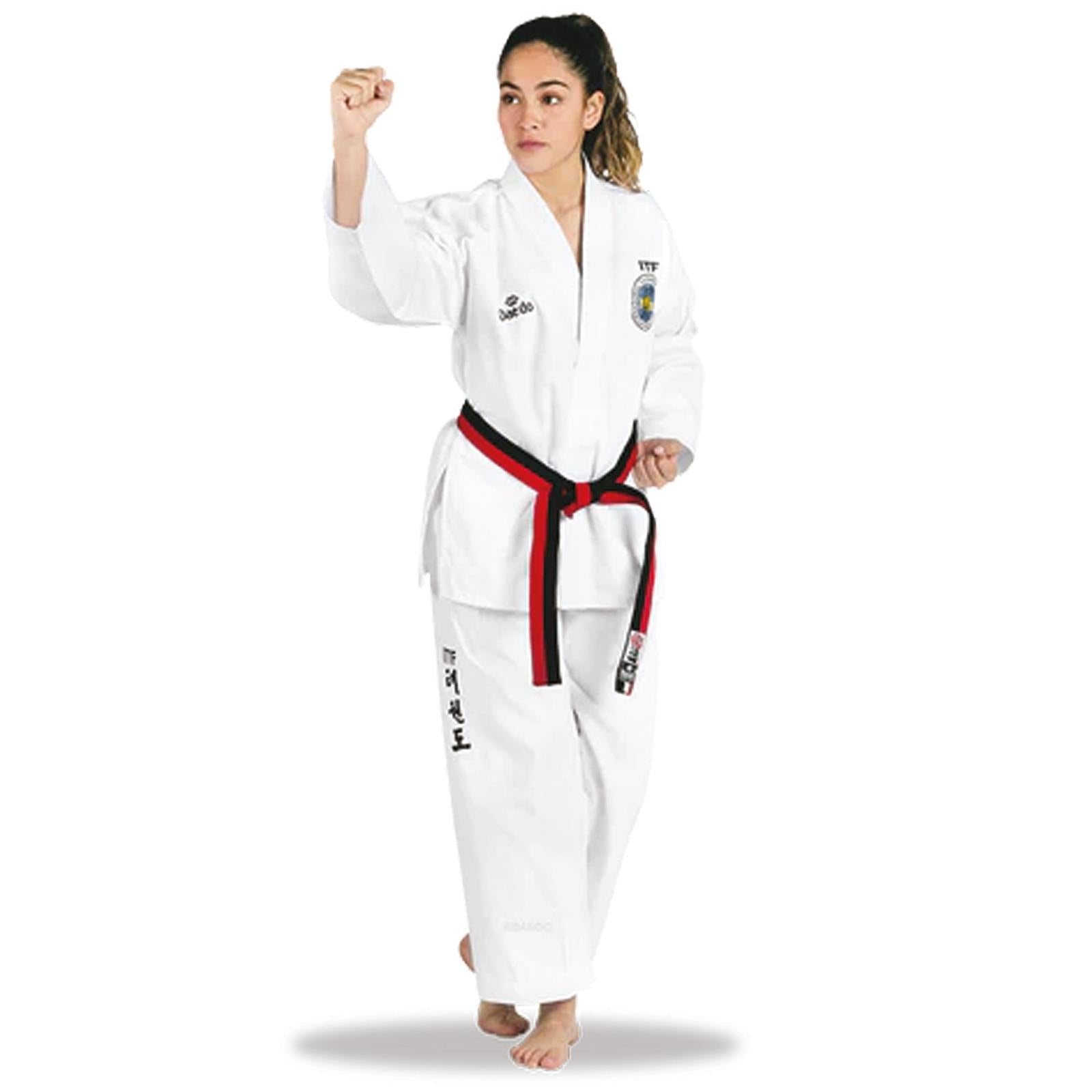 Dobok Taekwondo ITF Modello Base Daedo - vista frontale