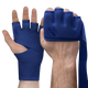 Faixas de luva Hayabusa Knuckle Guard com detalhe de proteção de junta