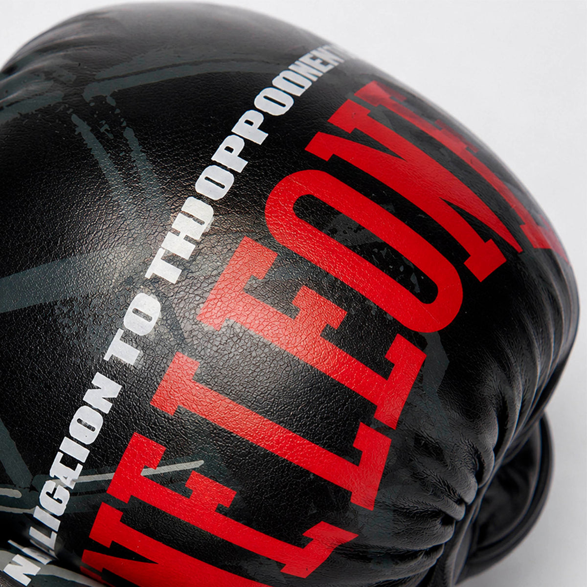 Šedé rukavice MMA Cage – detailní pohled 4