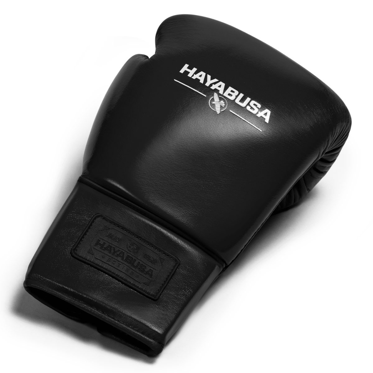 Draufsicht auf einen einzelnen schwarzen Hayabusa Pro Lace-Boxhandschuh mit Polsterung und Vollnarbenleder