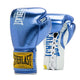 Vista frontale dei guantoni da competizione in vera pelle blu Everlast 1910 Fight con lacci