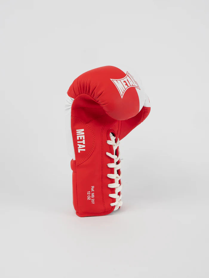 Vista di profilo guantoni Metal Boxe Lace-Up rosso, dettaglio del supporto polso ampio