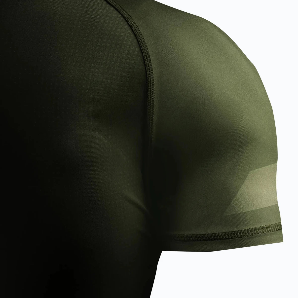 Detail des 200GSM-Stoffes des grünen Hayabusa-Rashguards.
