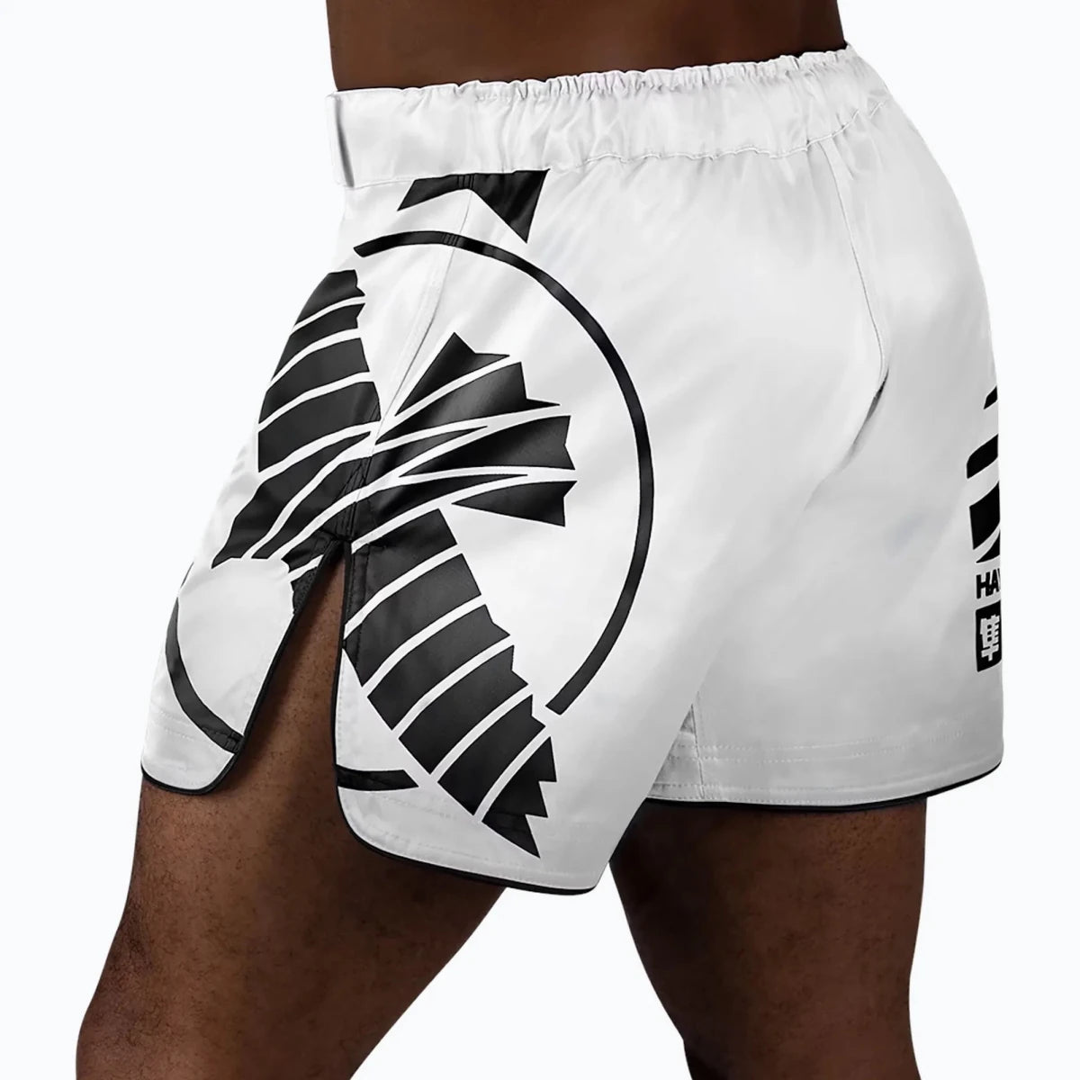 Säker kardborre-stängningsdetalj, vita Hayabusa-shorts.