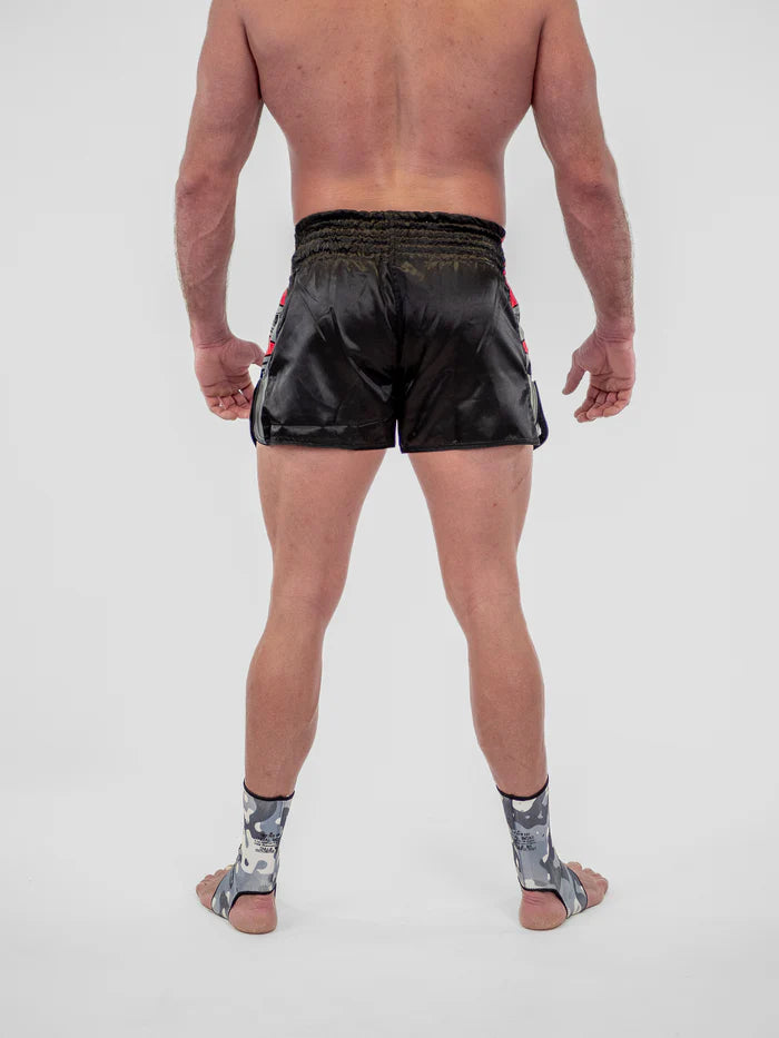 Vista posteriore pantaloncini Kick Pro Metal Boxe uomo fit professionale per ring