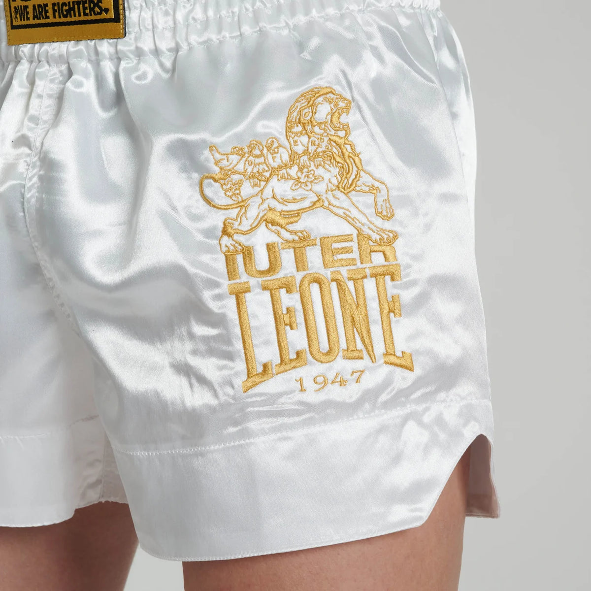 Leone Iuter şortu