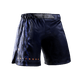 Vista frontale dei pantaloncini MMA Hayabusa Apex Mid-Thigh blu con chiusura a incastro