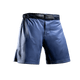 Vista frontale dei pantaloncini MMA Hayabusa Core Mid-Thigh blu con chiusura a incastro