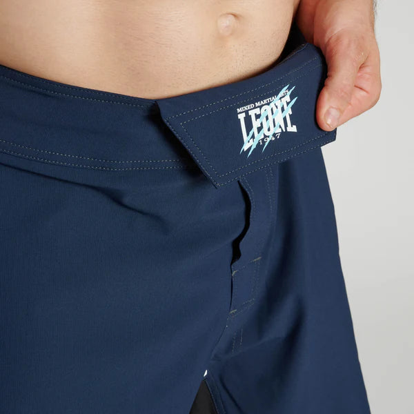 Dettaglio tecnico della chiusura in vita dei pantaloncini blu Leone Primal Instinct