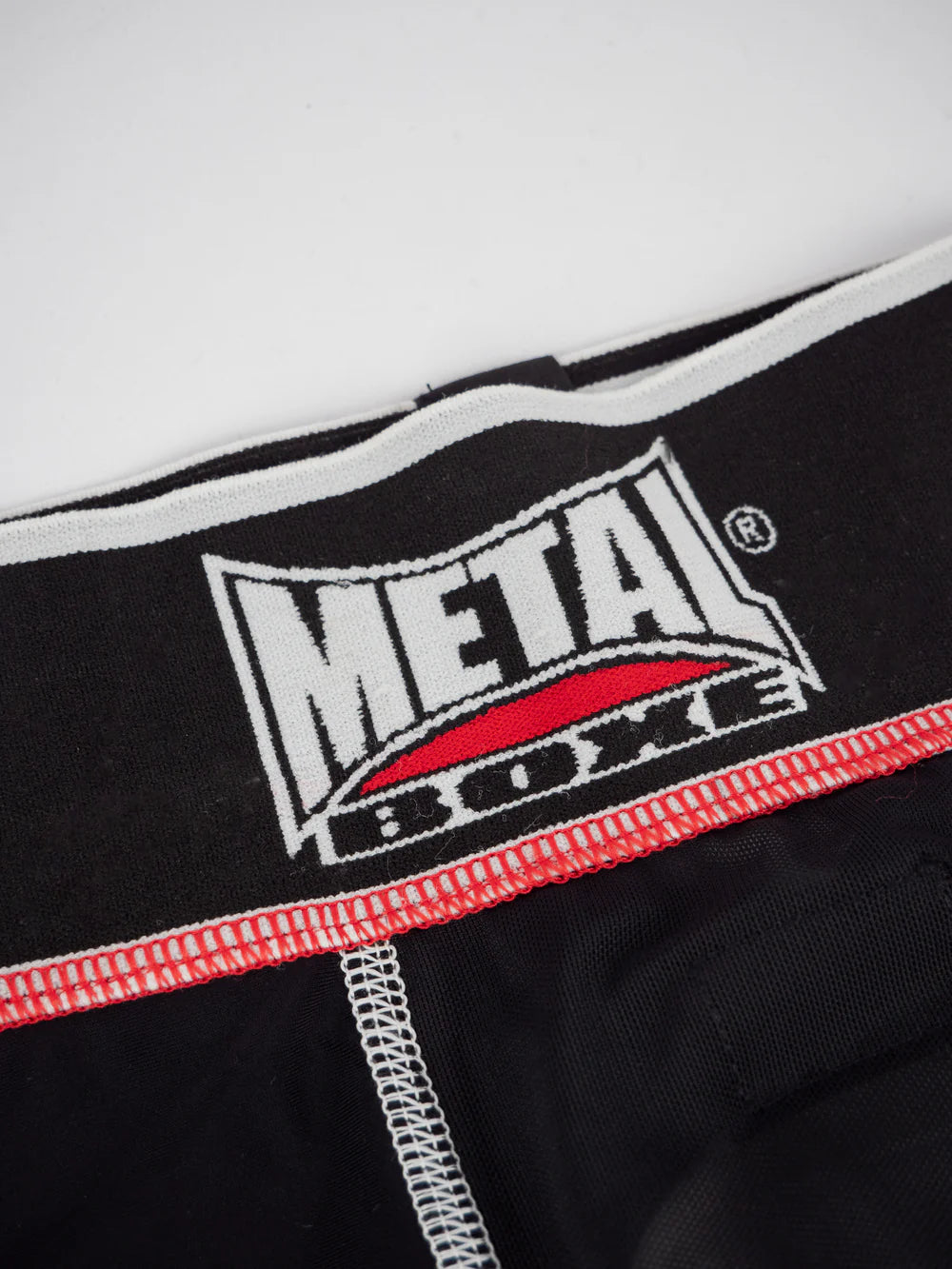 Sospensorio a pantaloncino in Lycra Metal Boxe per protezione professionale.