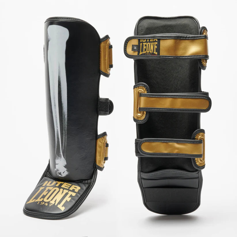 IUTER Lion Skull Shin Guard